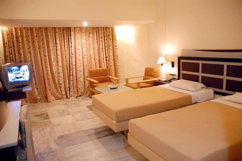 Hotel Abu Palace Τσενάι Δωμάτιο φωτογραφία